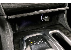 Chrysler 300c * Touring L | Leather | V6 | Remote Start * CARFAX - 19900 € / 38921.02 лв. - 54072681 14