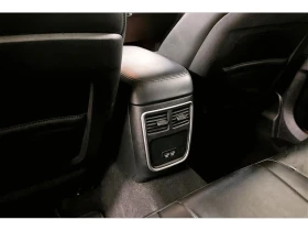 Chrysler 300c * Touring L | Leather | V6 | Remote Start * CARFAX - 19900 € / 38921.02 лв. - 54072681 16