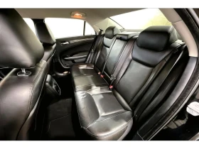 Chrysler 300c * Touring L | Leather | V6 | Remote Start * CARFAX - 19900 € / 38921.02 лв. - 54072681 15