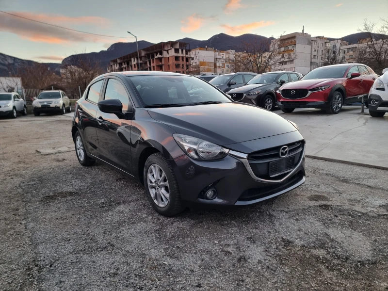 Mazda 2 1.5SKAYACTIV, снимка 8 - Автомобили и джипове - 41941546