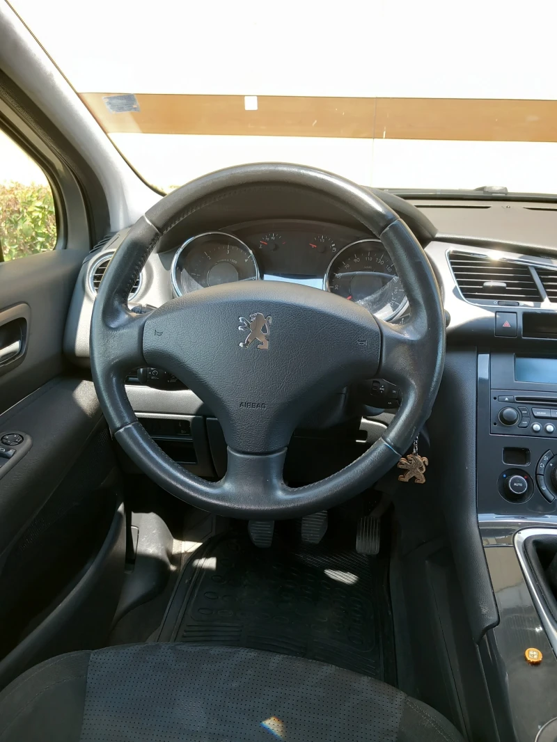 Peugeot 3008 1.6 HDI 109 kc, снимка 11 - Автомобили и джипове - 47277376