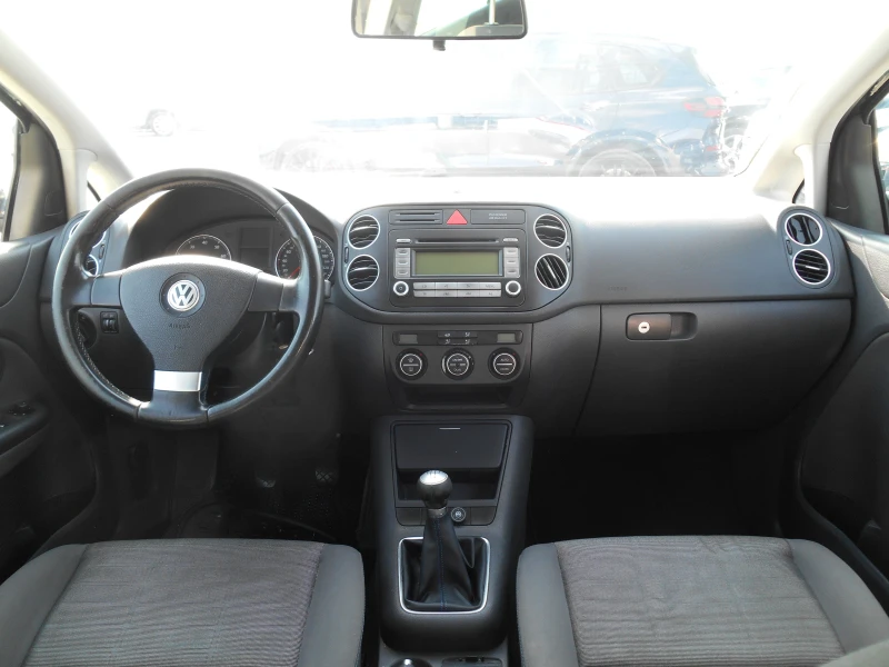 VW Golf Plus 1.6* 102* k.c, снимка 13 - Автомобили и джипове - 48015279