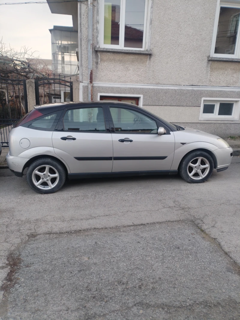 Ford Focus 1.8 TDDI 90 к.с. КЛИМА, снимка 4 - Автомобили и джипове - 48647515