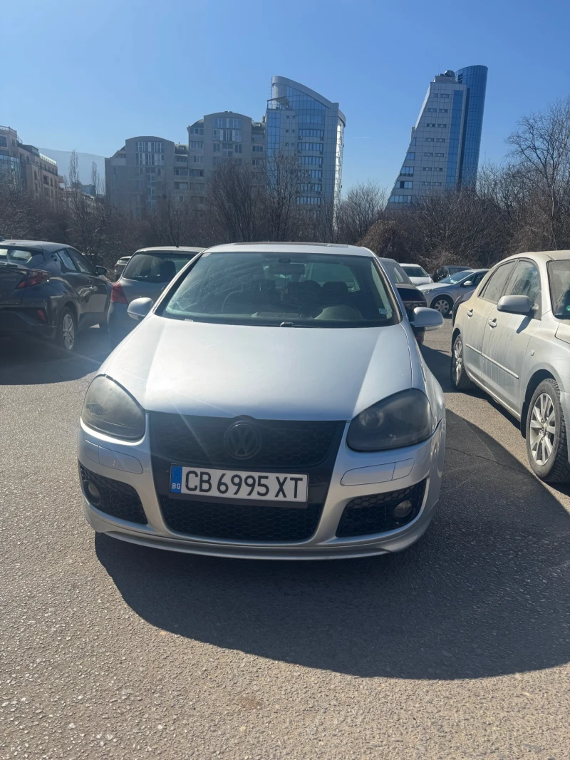 VW Golf 5, снимка 1 - Автомобили и джипове - 49547300