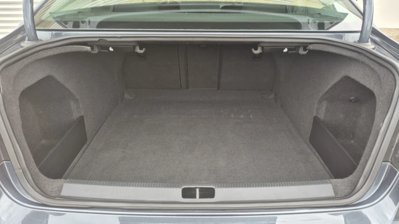 VW Passat 2.0TDI 140к.с., снимка 16 - Автомобили и джипове - 49905254