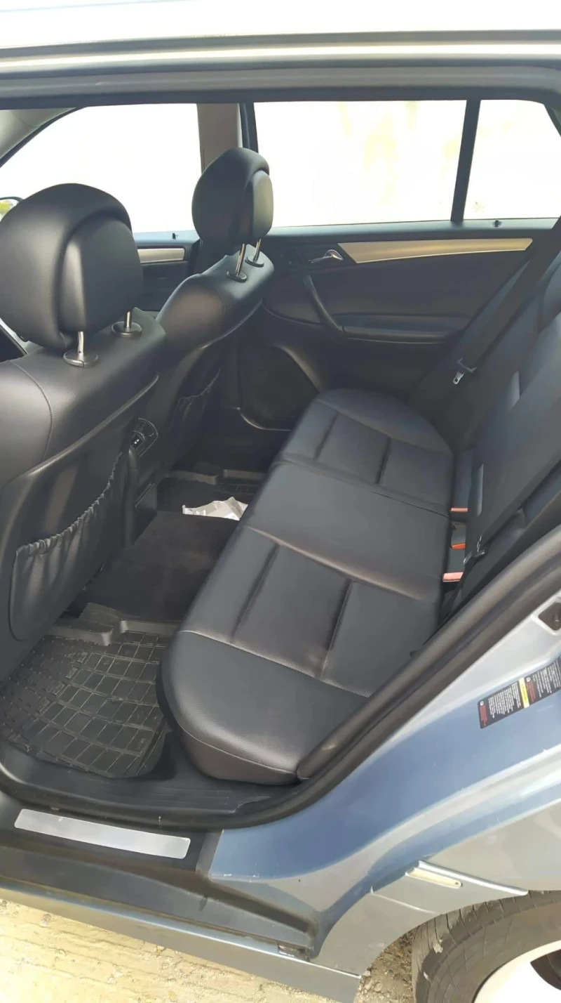 Mercedes-Benz C 230, снимка 6 - Автомобили и джипове - 52338977