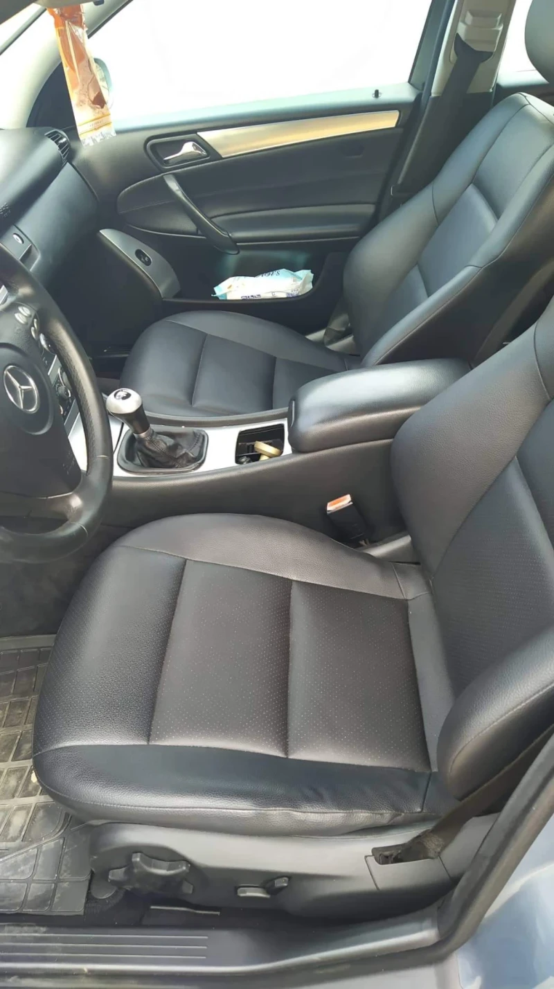 Mercedes-Benz C 230, снимка 9 - Автомобили и джипове - 52338977