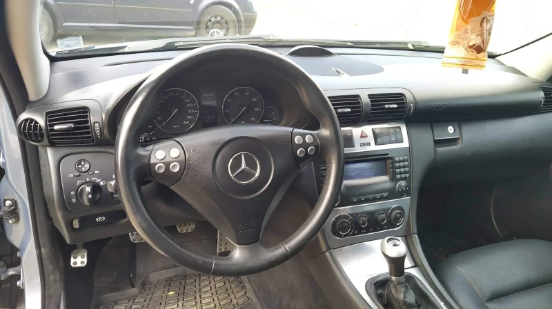 Mercedes-Benz C 230, снимка 5 - Автомобили и джипове - 52338977