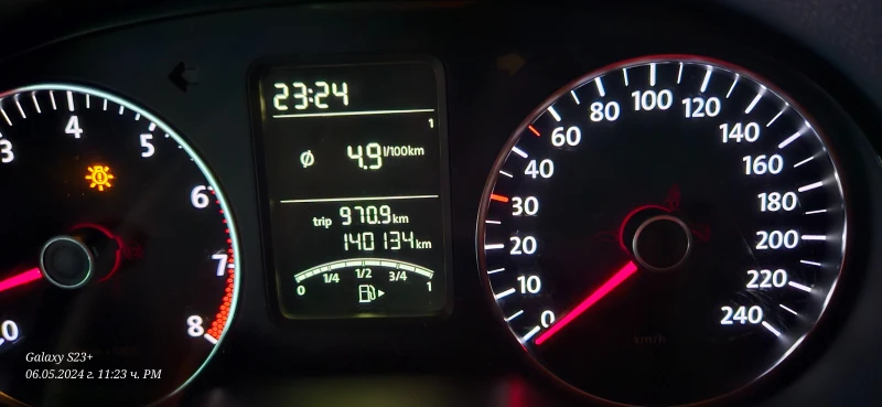 VW Polo 1, 4 85кс, снимка 12 - Автомобили и джипове - 52465571