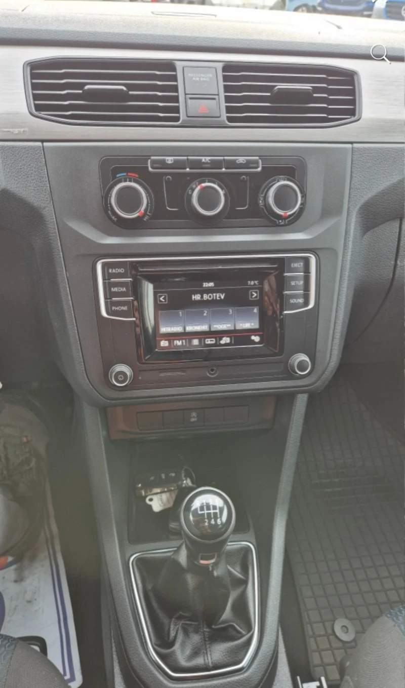 VW Caddy Бензин /Метан, снимка 7 - Автомобили и джипове - 52645500