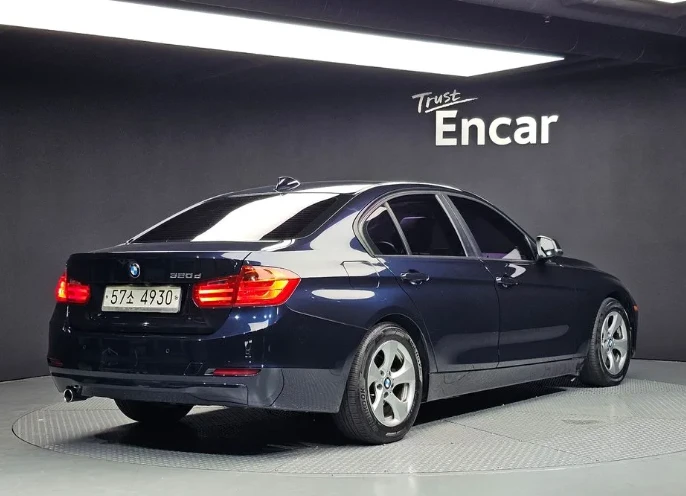 BMW 320  - изображение 2