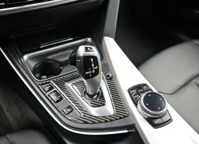 BMW 320  - изображение 9