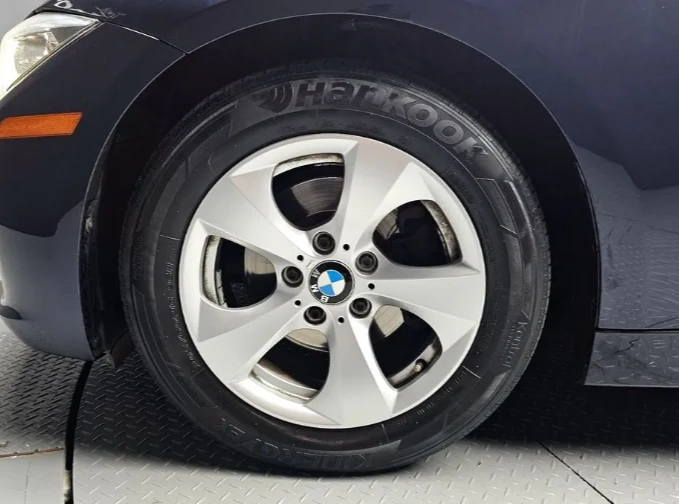 BMW 320  - изображение 5