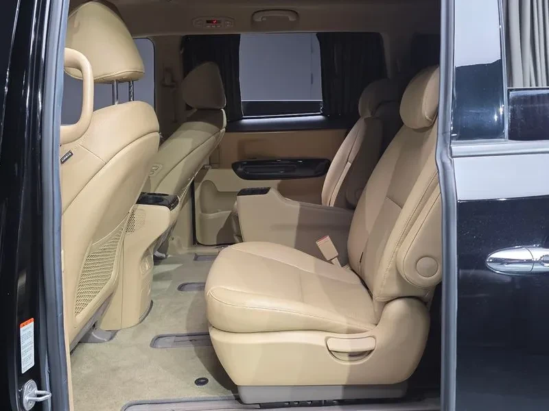 Kia Carnival 9-Seater High Limousine Prestige | Mobile.bg � ����������� 11