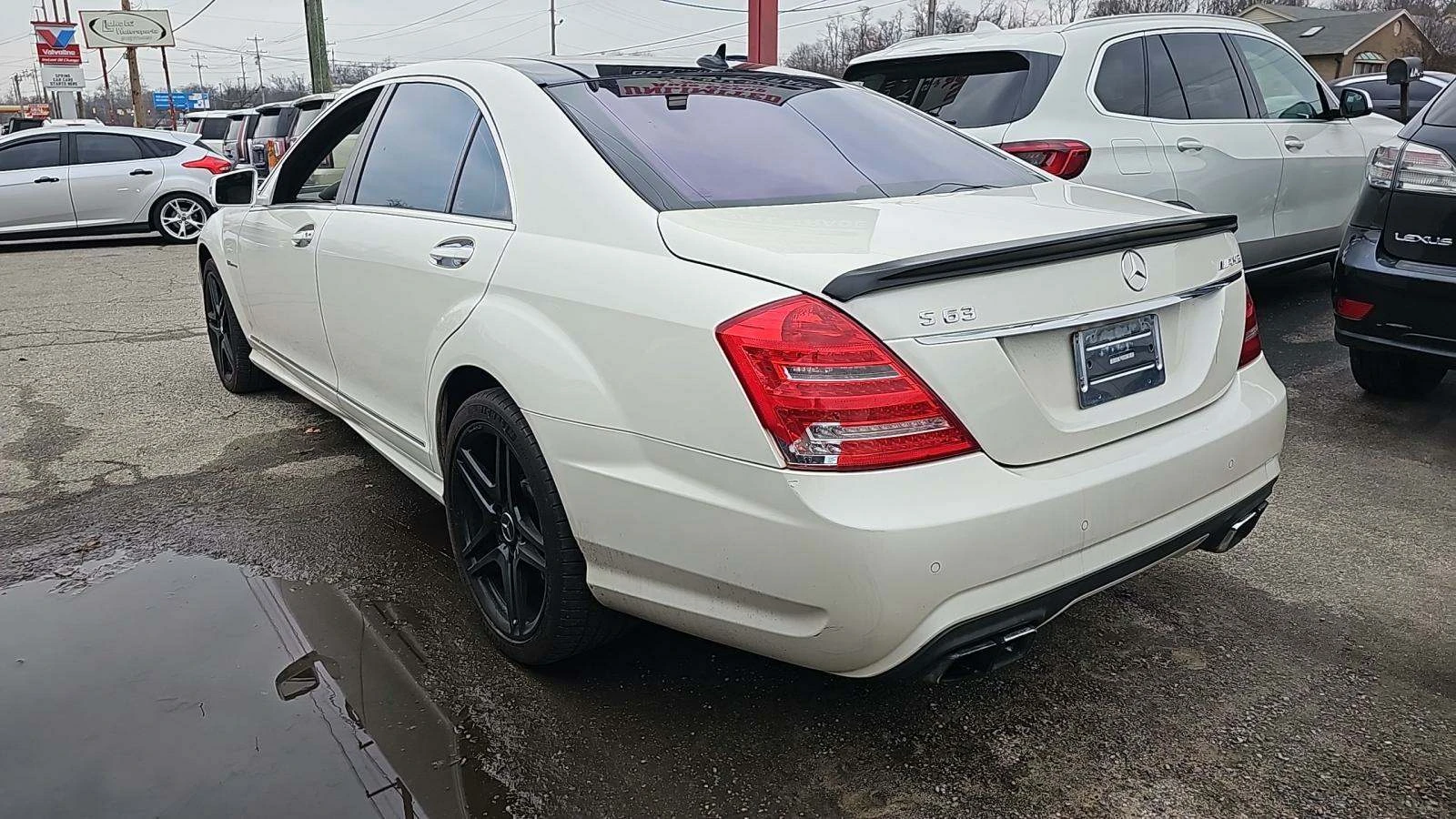 Mercedes-Benz S 63 AMG Harman* distronik* обдух* масаж* alcantara* нощно* - изображение 4