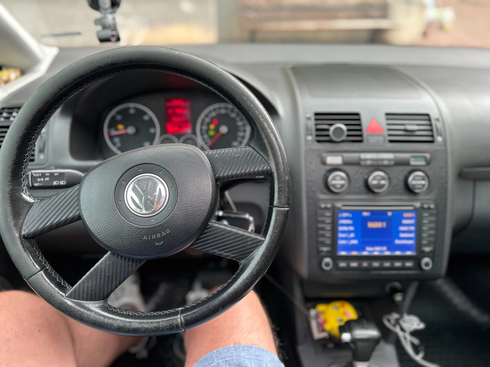 VW Touran 2.0TDI Highline - изображение 6