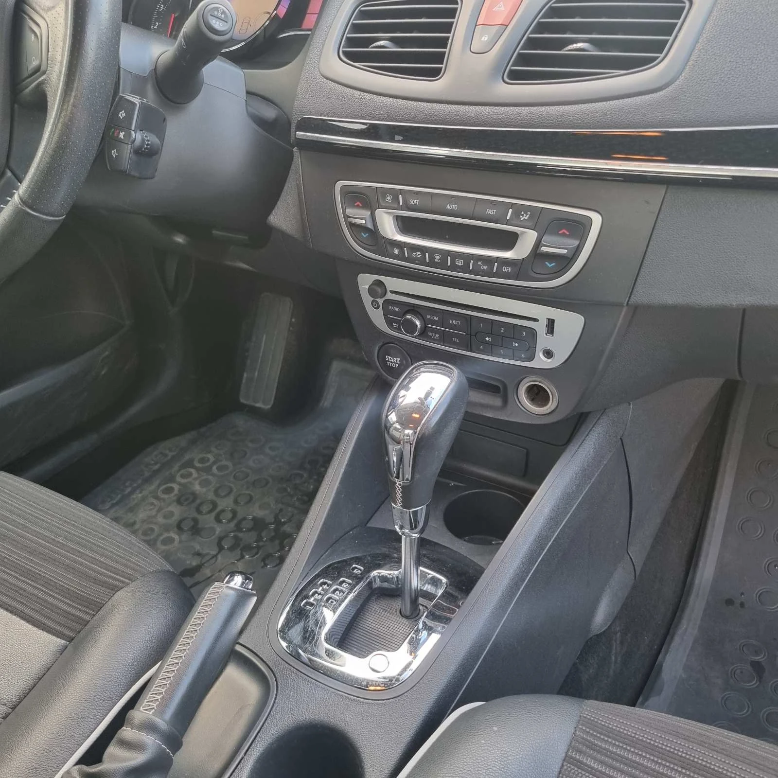 Renault Fluence  - изображение 5