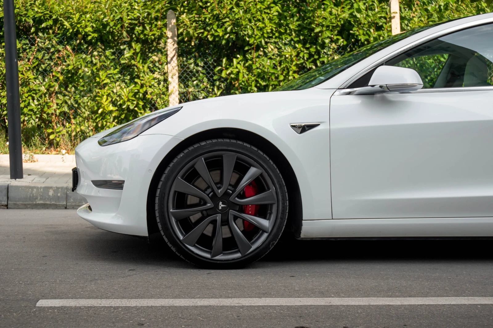 Tesla Model 3 Performance - изображение 5