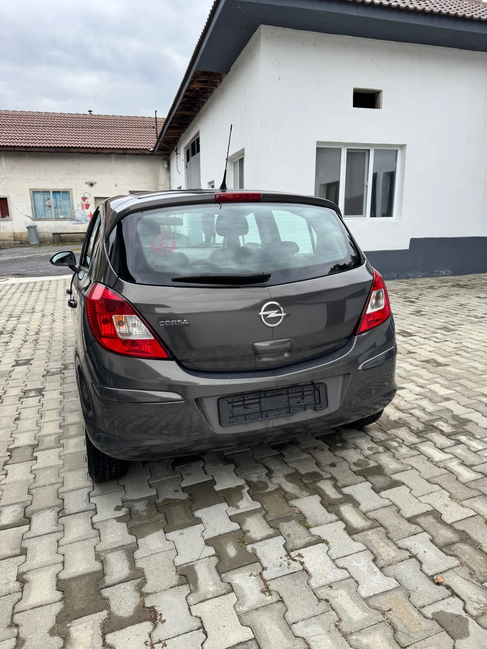 Opel Corsa 1.2 бензин | Mobile.bg — изображение 3