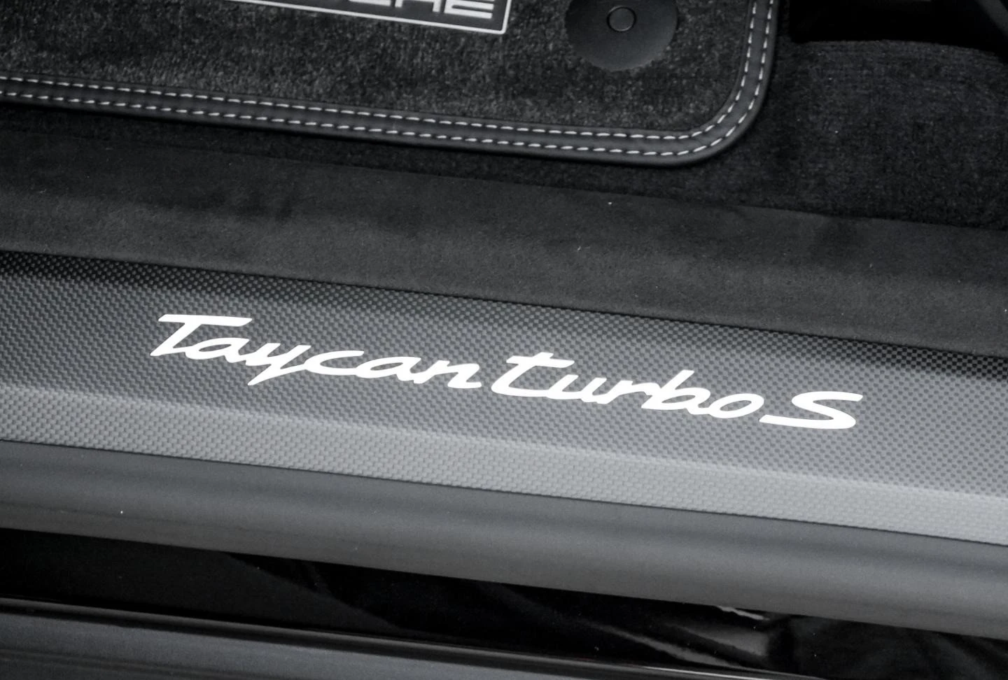 Porsche Taycan TURBO S LED-MATRIX PANORAMA BURMESTER KERAMIK | Mobile.bg   7