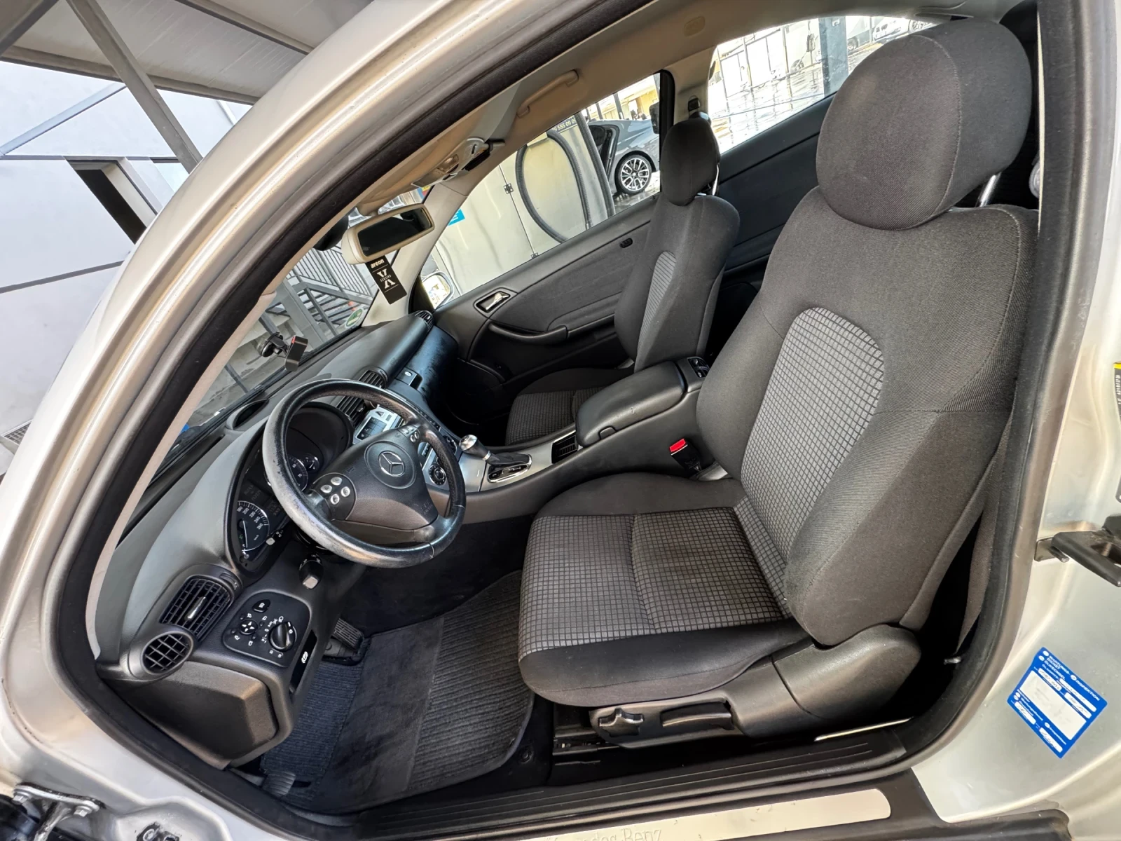 Mercedes-Benz C 180    | Mobile.bg   17