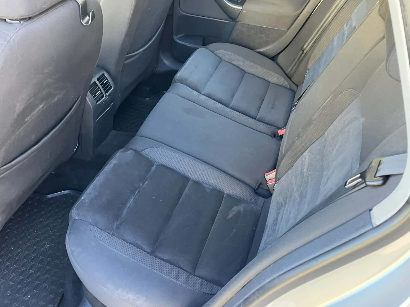 VW Golf 1.6 TDI 105 k Highline  | Mobile.bg � ����������� 11