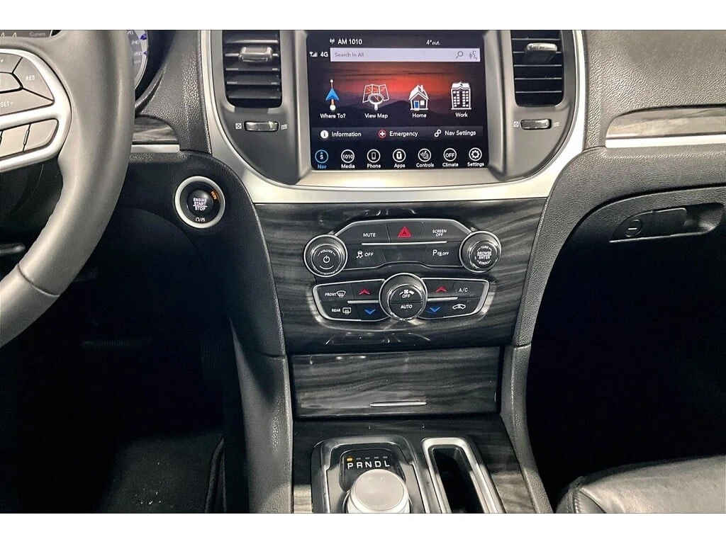 Chrysler 300c * Touring L | Leather | V6 | Remote Start * CARFAX | Mobile.bg � ����������� 12