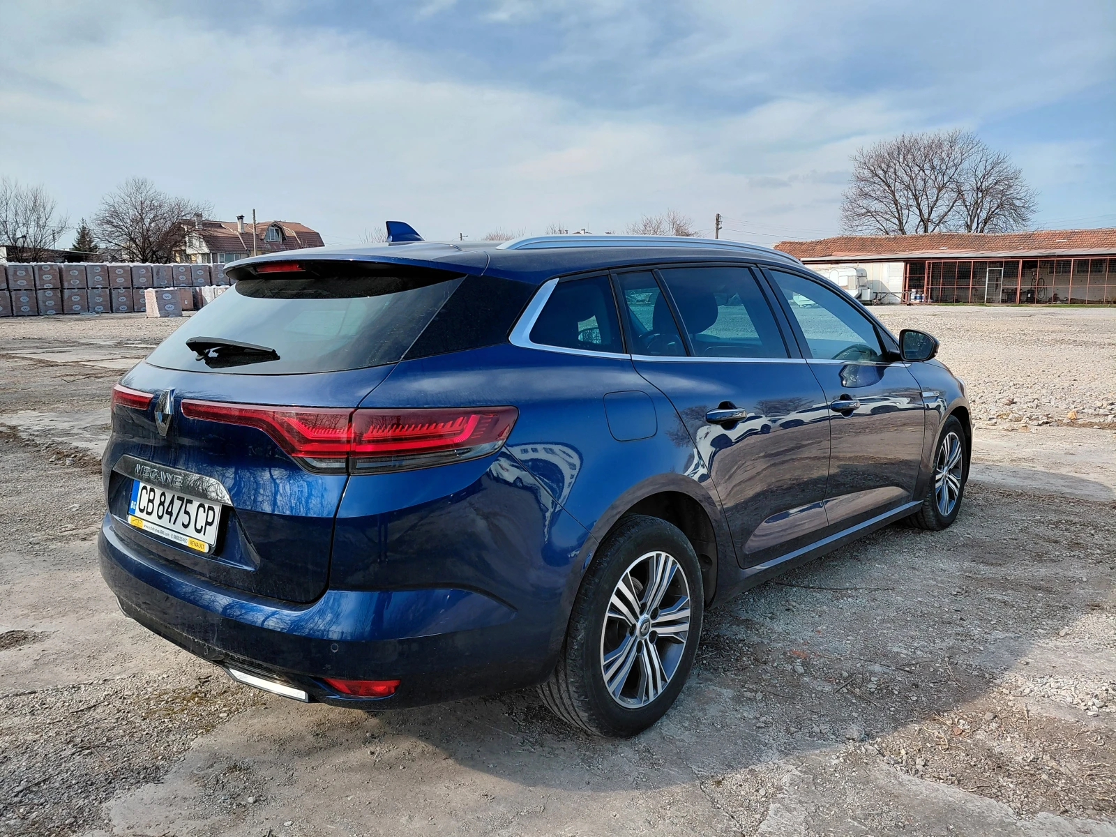 Renault Arkana 1.5blue dCi/115k.c./Intens, снимка 8 - Автомобили и джипове - 53770060