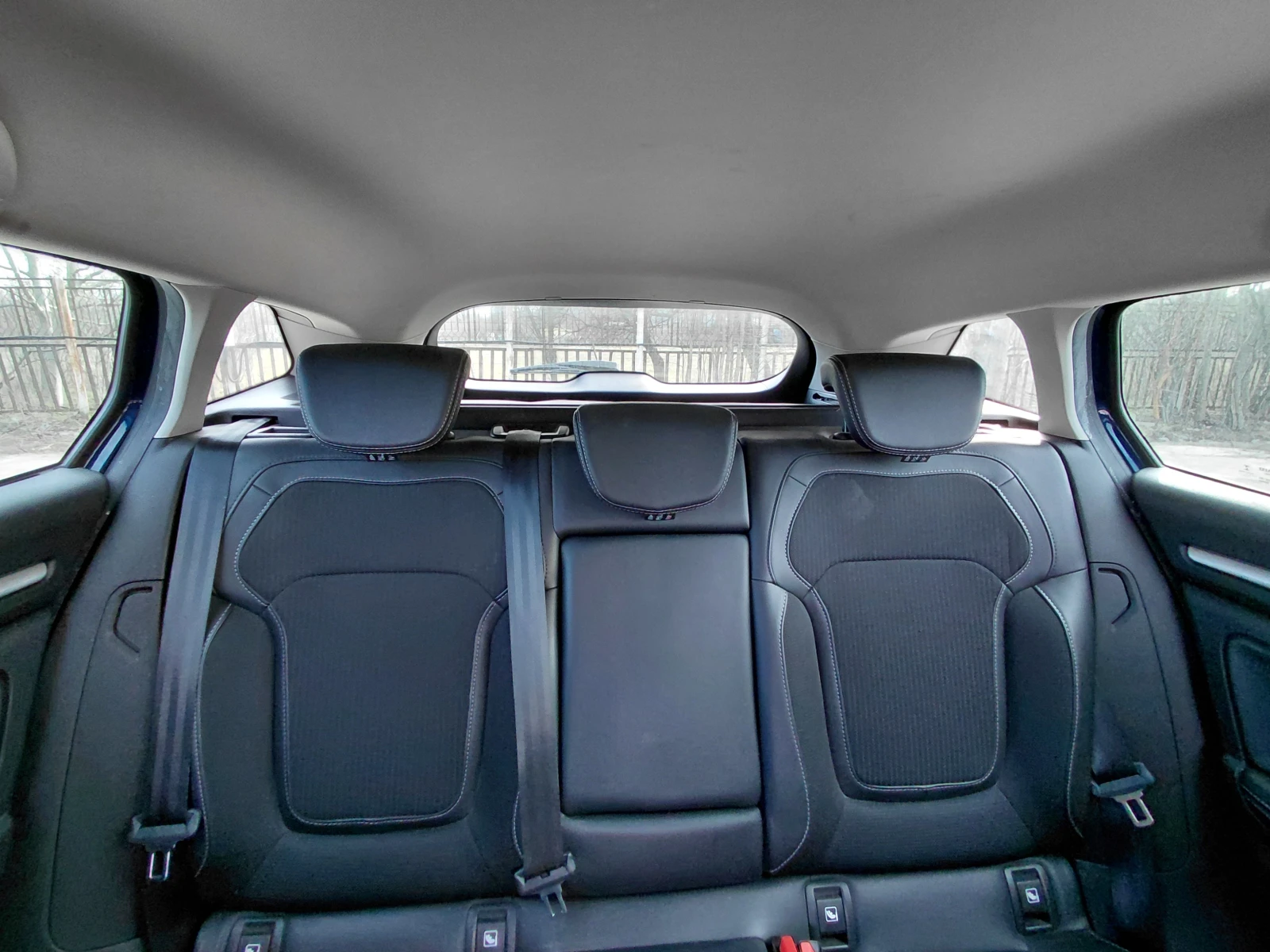 Renault Arkana 1.5blue dCi/115k.c./Intens, снимка 14 - Автомобили и джипове - 53770060