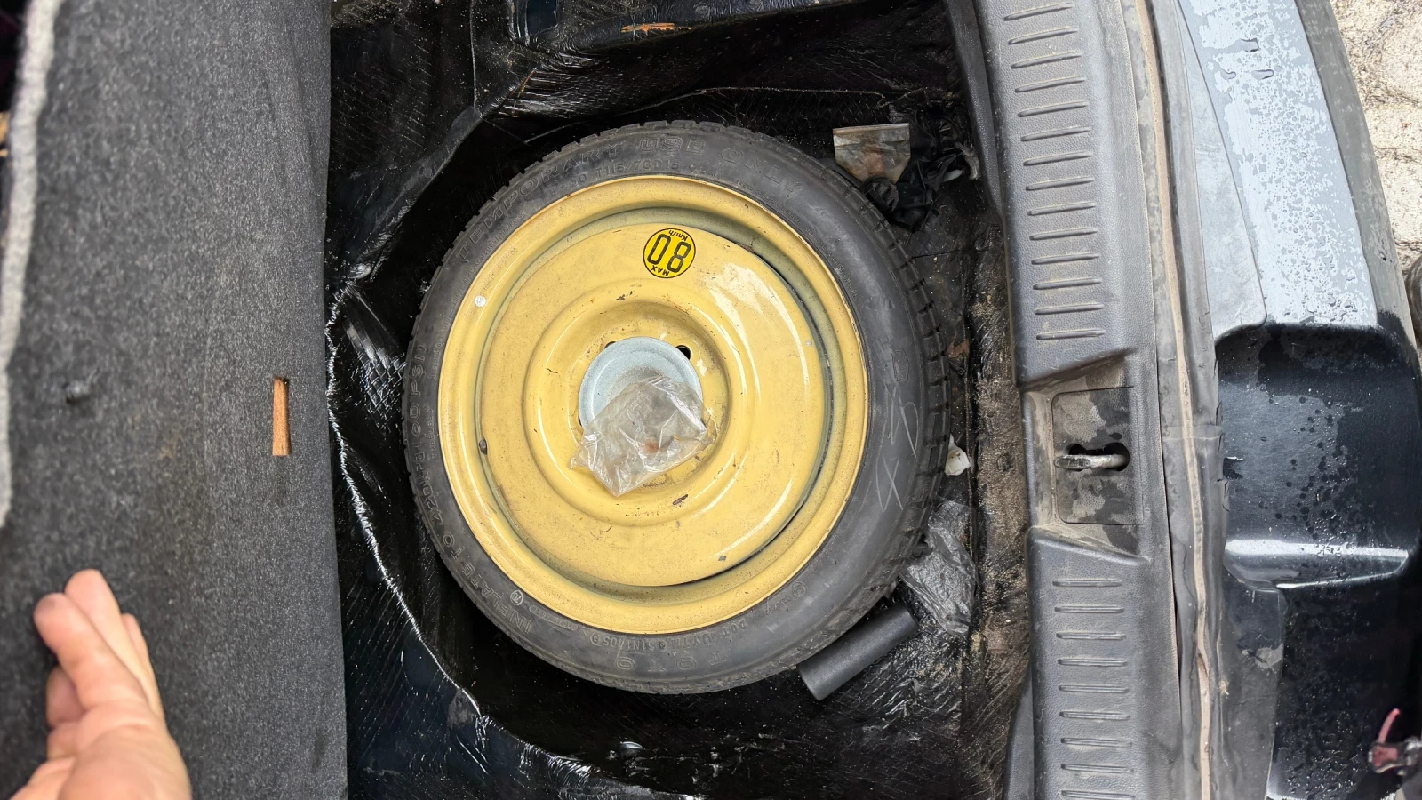 Mazda 3 1.6hdi, снимка 10 - Автомобили и джипове - 54021880