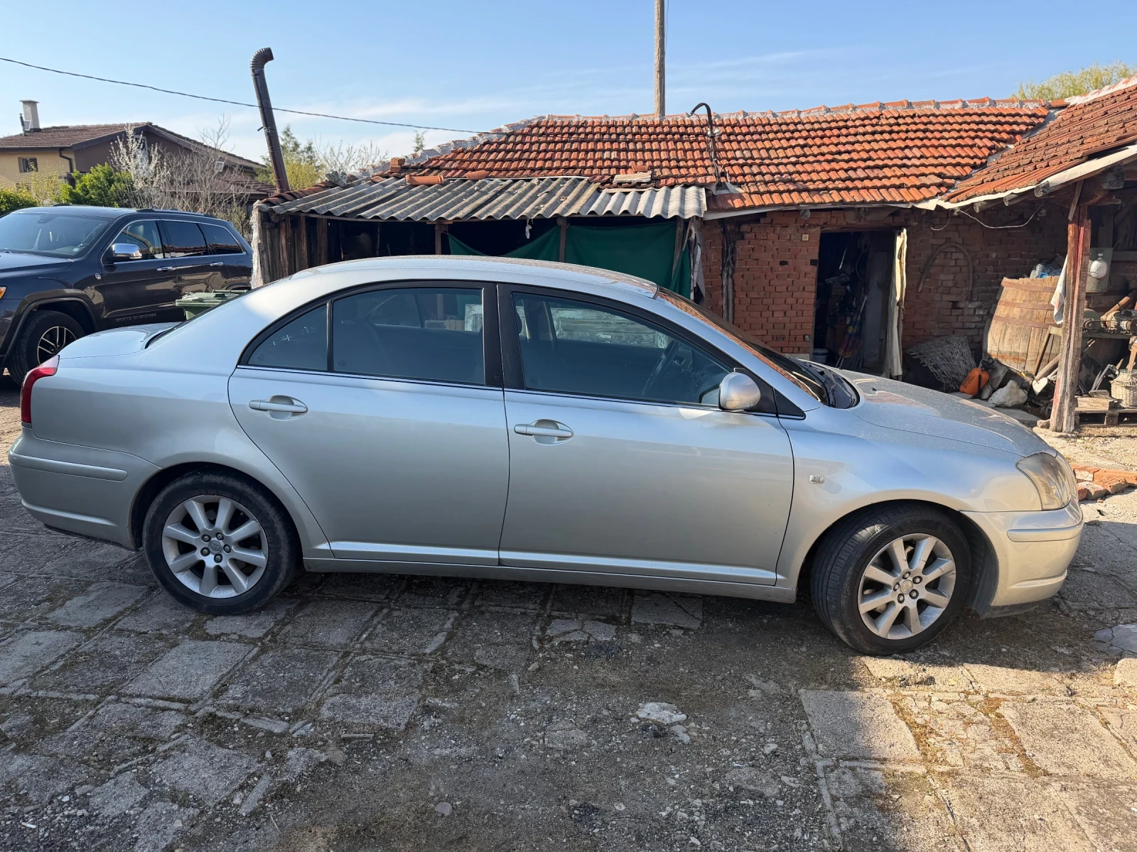 Toyota Avensis, снимка 3 - Автомобили и джипове - 54173788
