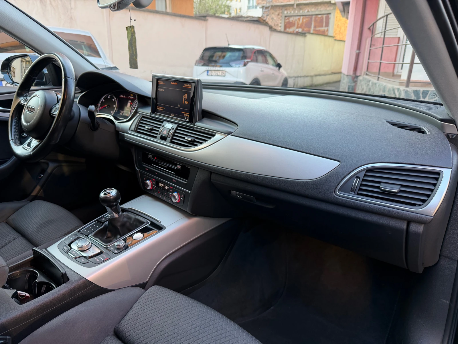 Audi A6 2.0 TDI Panorama, снимка 6 - Автомобили и джипове - 54239093