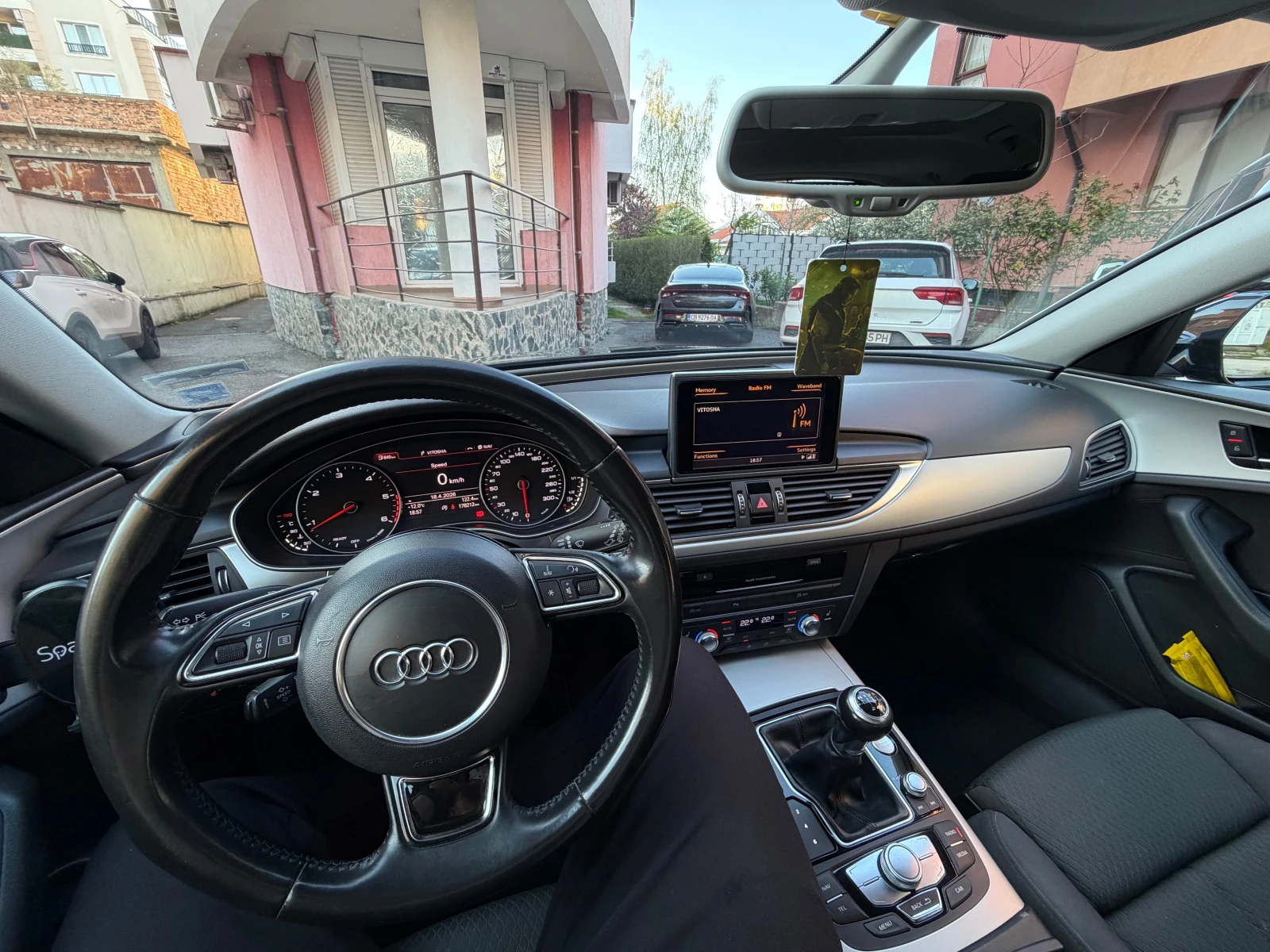 Audi A6 2.0 TDI Panorama, снимка 3 - Автомобили и джипове - 54239093