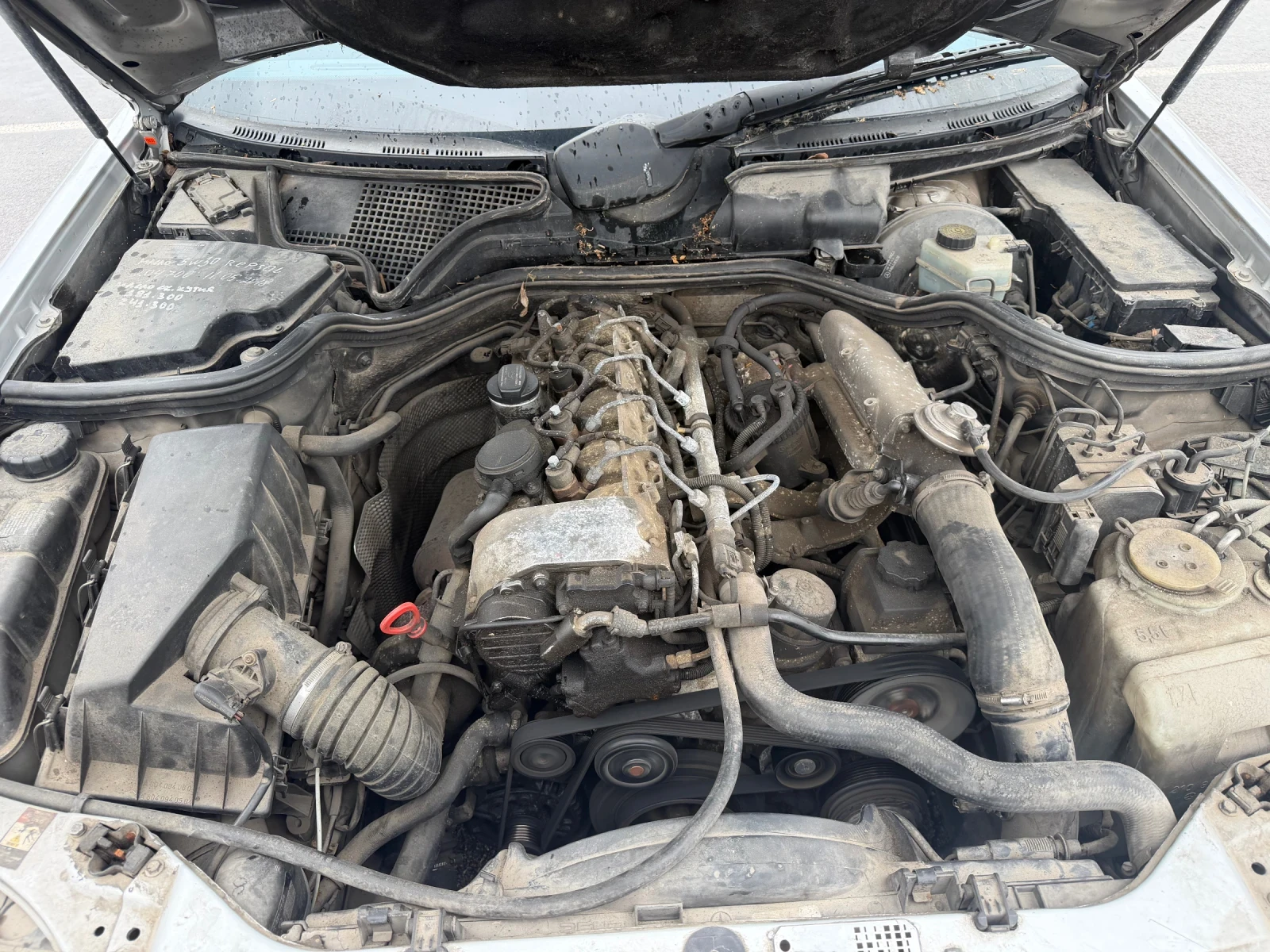 Mercedes-Benz E 220 E220 CDI, снимка 10 - Автомобили и джипове - 54646996
