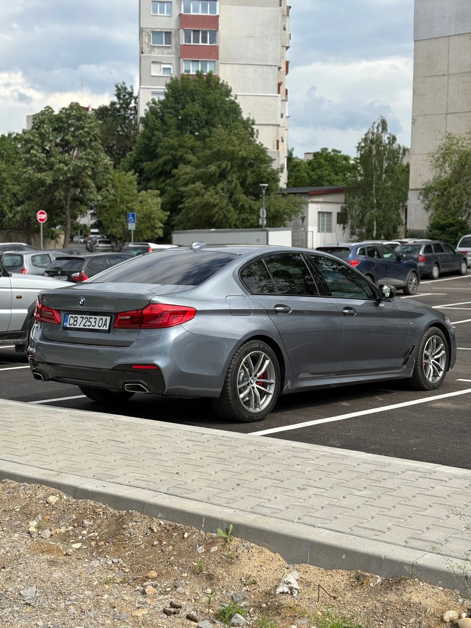 BMW 520 m sport x-drive, снимка 5 - Автомобили и джипове - 54758086