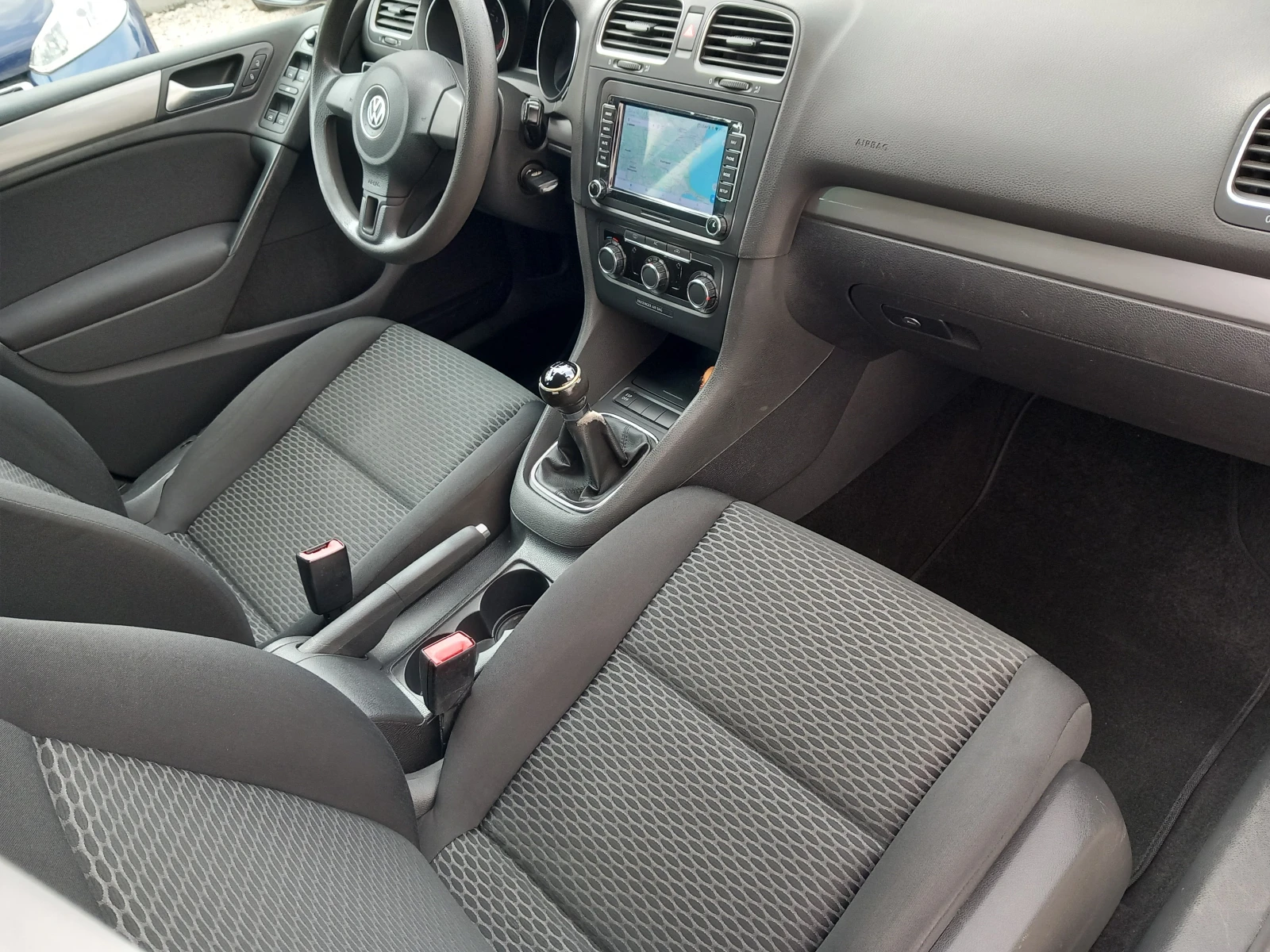 VW Golf 1.4 NAVI Камера, снимка 11 - Автомобили и джипове - 55316213