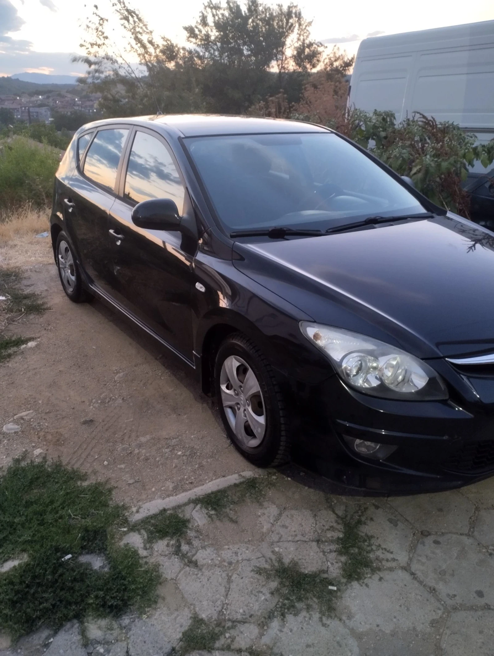 Hyundai I30 Седан, снимка 4 - Автомобили и джипове - 55768589