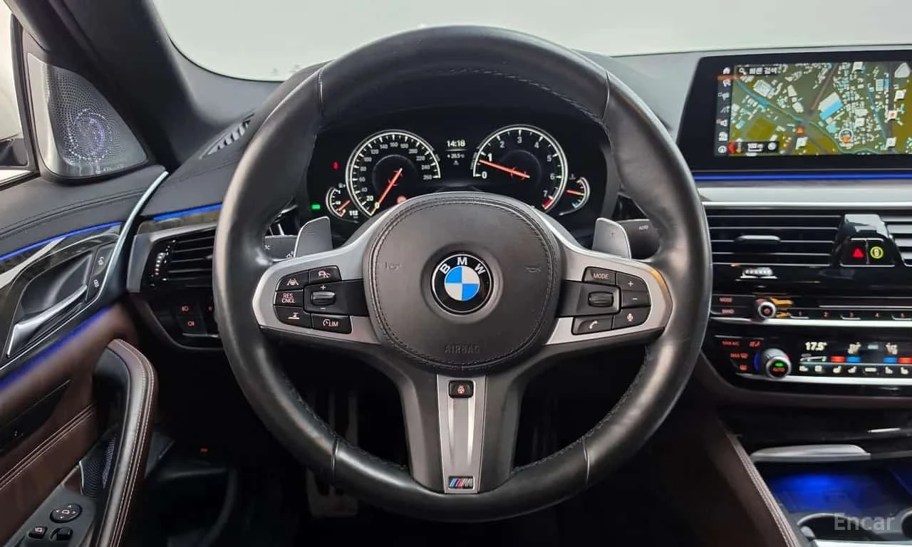 BMW 540 * xDrive M Sport Plus * КРАЙНА ЦЕНА ДО БГ, снимка 14 - Автомобили и джипове - 56270474