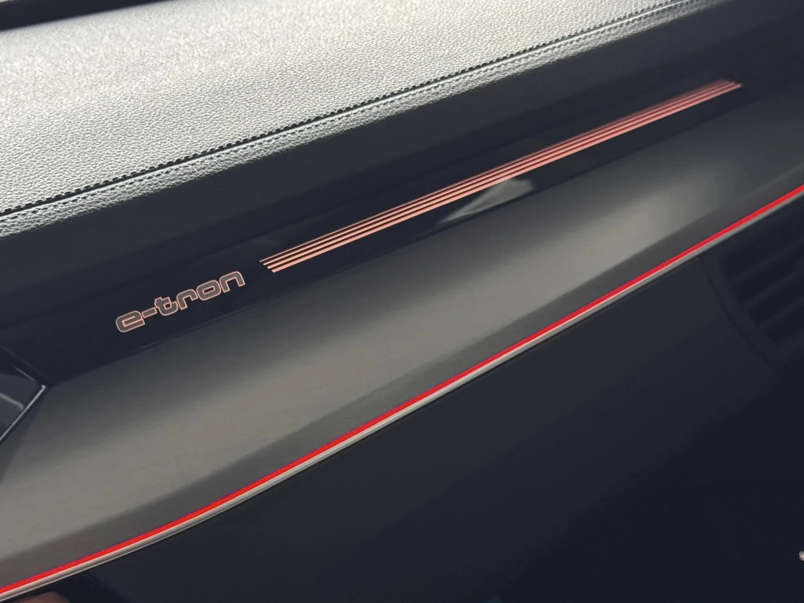 Audi E-Tron S 503��. SPORTBACK S-LINE PLUS APPLE CAR PLAY ���� | Mobile.bg � ����������� 13