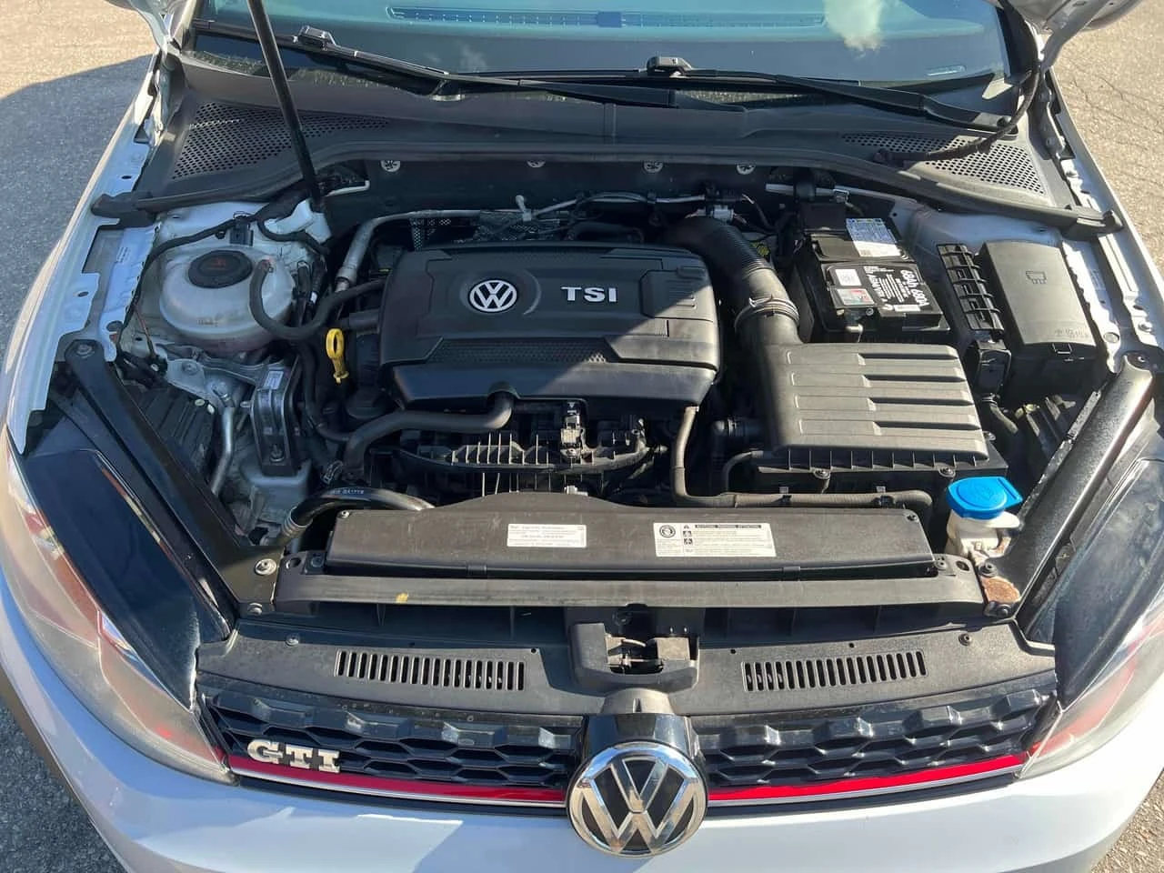 VW Golf GTI DSG  CARFAX, снимка 13 - Автомобили и джипове - 56623590