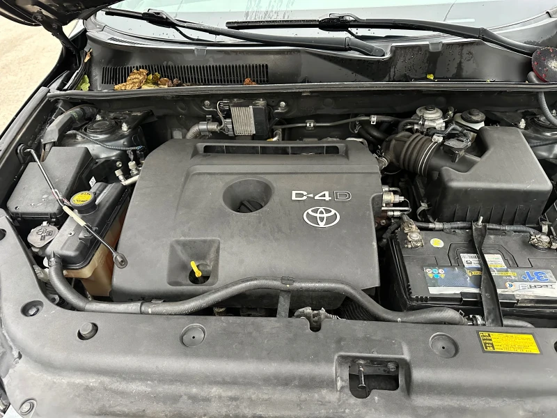 Toyota Rav4 2.2 d4d 136кс, снимка 11 - Автомобили и джипове - 48074457