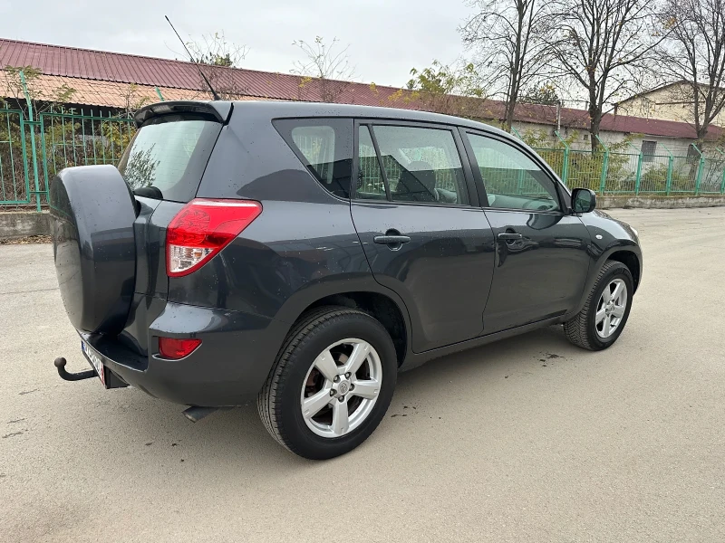 Toyota Rav4 2.2 d4d 136кс, снимка 6 - Автомобили и джипове - 48074457