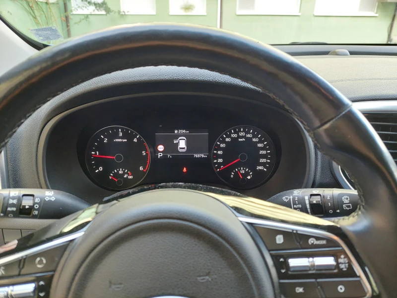 Kia Sportage, снимка 12 - Автомобили и джипове - 48681719