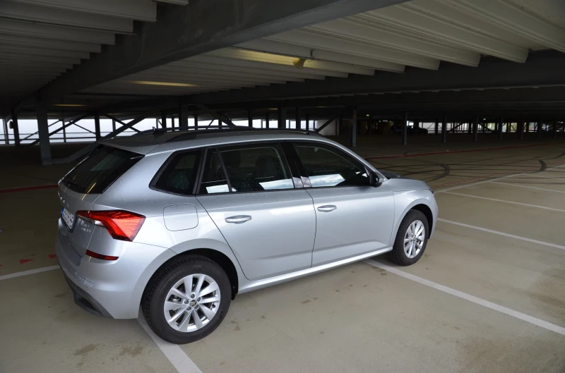 Skoda Kamiq, снимка 3 - Автомобили и джипове - 51704846