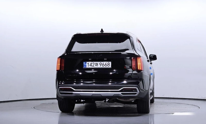 Kia Sorento Diesel 2.2 2WD Prestige, снимка 4 - Автомобили и джипове - 52108376