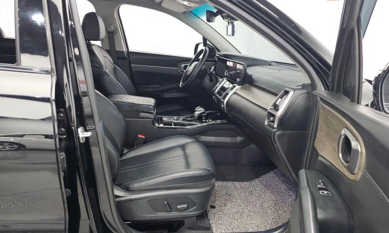 Kia Sorento Diesel 2.2 2WD Prestige, снимка 11 - Автомобили и джипове - 52108376