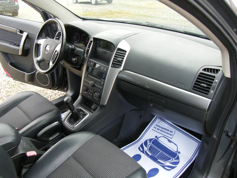 Chevrolet Captiva 2.4i GAZ 4x4 7места, снимка 16 - Автомобили и джипове - 52392300