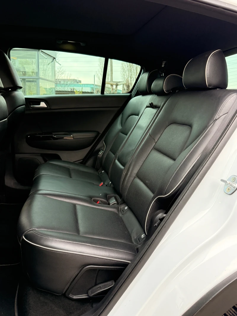 Kia Sportage 1.7CRDI* GT-line* CARPLAY* FULL* , снимка 8 - Автомобили и джипове - 52660864
