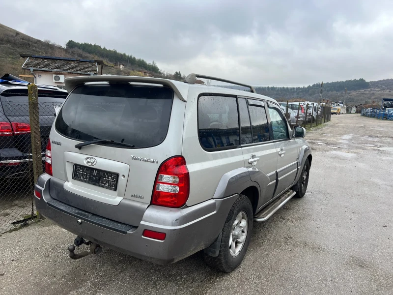 Hyundai Terracan 2.9 crdi 150 кс, снимка 4 - Автомобили и джипове - 52713116
