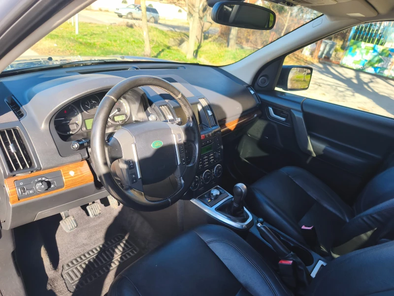 Land Rover Freelander TD2.2 Swiss, снимка 8 - Автомобили и джипове - 52808869